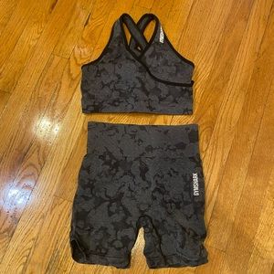 Gymshark 2 piece Adapt Camo Seamless workout set